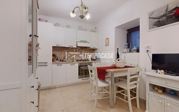 Casa bilocale in vendita in Via San Luigi, Noicattaro