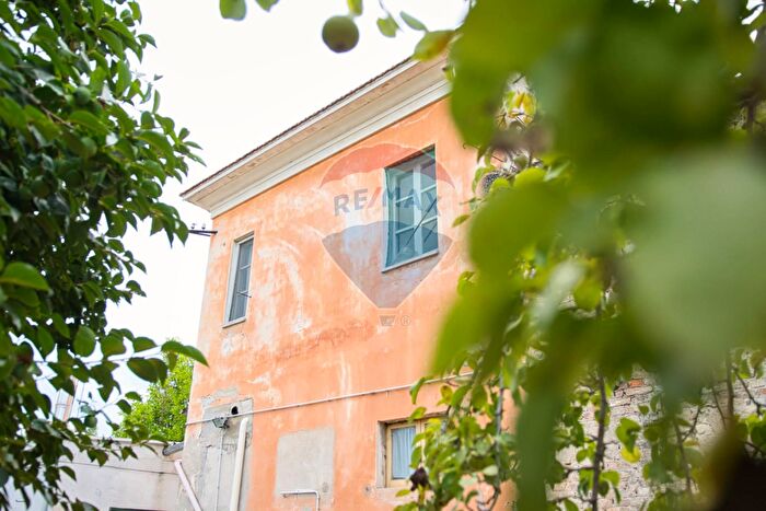 Casa quadrilocale in vendita in Cerreto, Miglianico