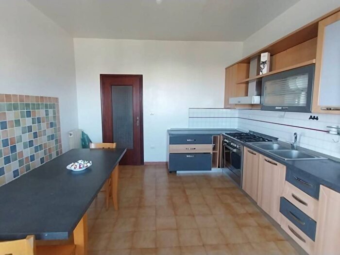 Appartamento quadrilocale in affitto in Via Comunale Margherita, Chiaiano, Napoli