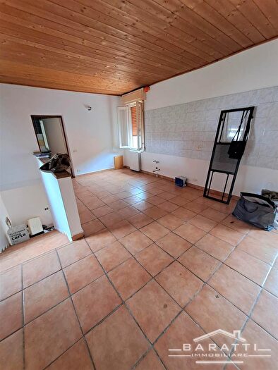 Casa con 5 locali in vendita in Sermide e Felonica