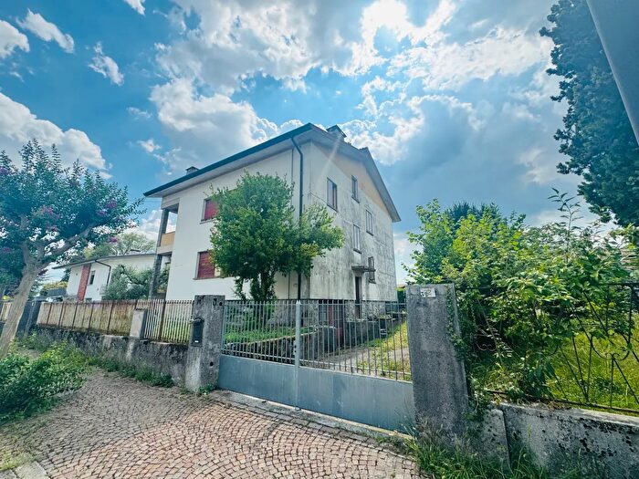 Appartamento con 5 locali in vendita in Pagnacco