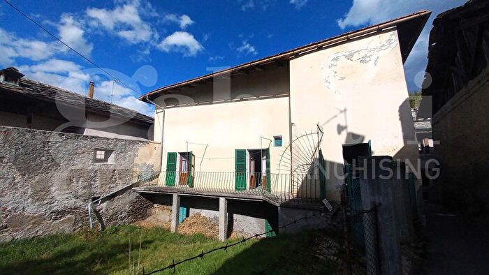 Casa con 5 locali in vendita in Frazione San Marco, Oulx
