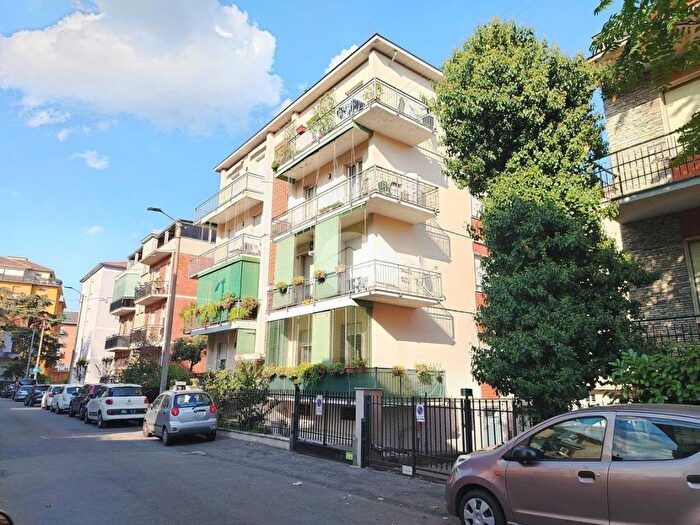 Appartamento trilocale in vendita in Via Benvenuto Cellini, San Lazzaro, Parma