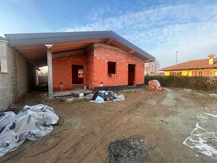 Casa quadrilocale in vendita in Garlasco