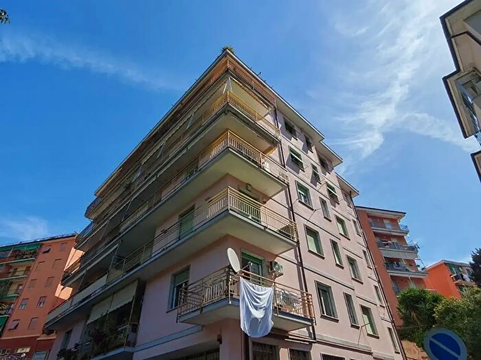 Appartamento con 5 locali in vendita in Ale Devot, Chiavari