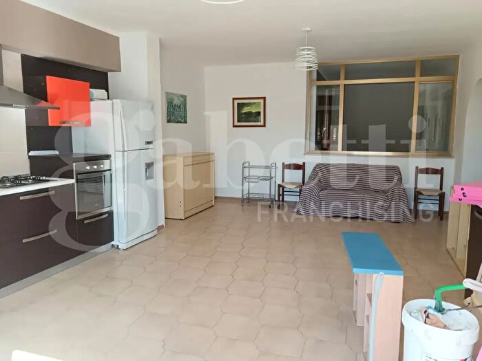 Appartamento trilocale in vendita in Viale Cassiodoro Snc, Squillace