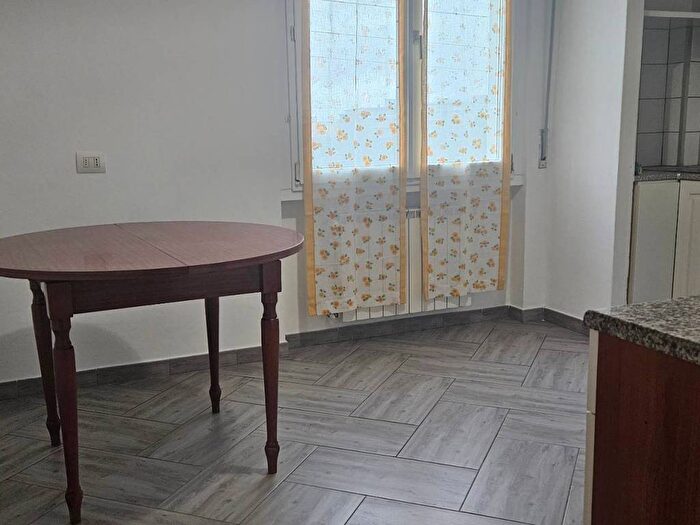 Appartamento trilocale in affitto in Via Francesco Baracca, Novoli, Firenze