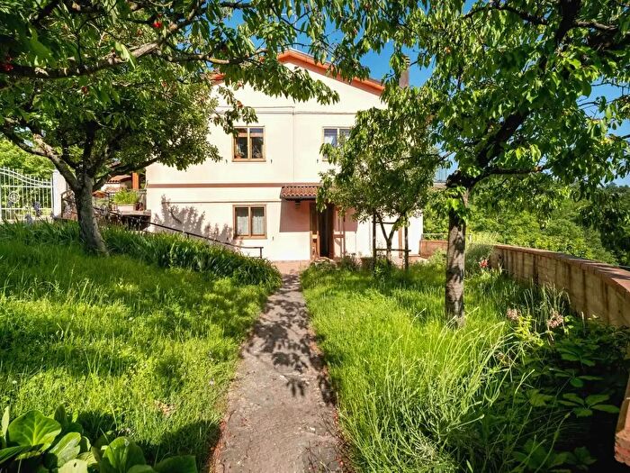 Appartamento con 5 locali in vendita in Via di Ca' Fabbiani, Castiglione Dei Pepoli