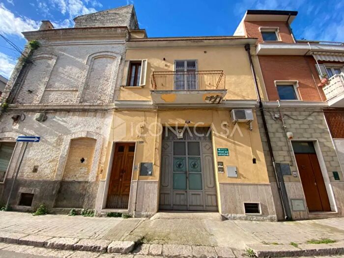 Appartamento quadrilocale in vendita in Via Sicilia, San Severo