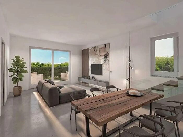 Casa quadrilocale in vendita in Via Taviani, Pozzo DAdda