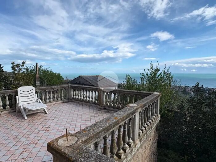 Casa con 5 locali in vendita in Contrada S Silvestro, Silvi