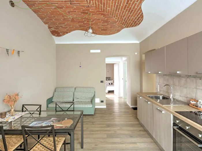 Appartamento quadrilocale in vendita in Via Provana, Torino