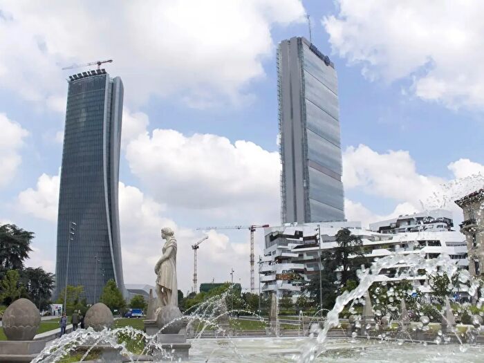 Case in Vendita e in Affitto - 2