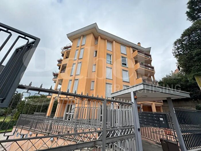 Appartamento bilocale in vendita in Via Gaetano Donizetti, Albano Laziale