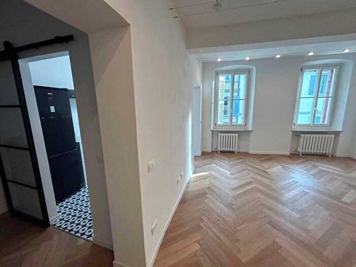 Appartamento quadrilocale in affitto in Centro Storico, Parma