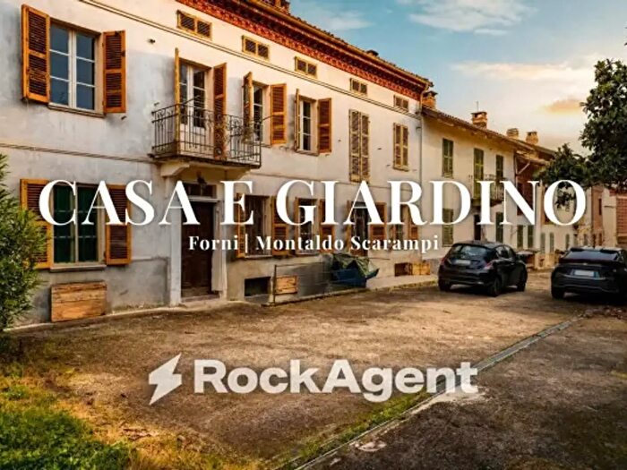 Appartamento con 6 locali in vendita in Via Collina Forni, Montaldo Scarampi