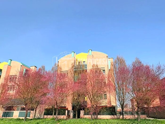 Appartamento trilocale in vendita in Via Ruggero Tambroni, Ferrara