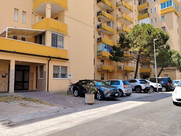 Appartamento trilocale in affitto in Lido degli Scacchi Lido di Pomposa, Comacchio