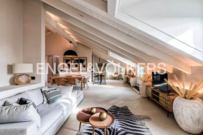 Appartamento con 6 locali in vendita in Via Giuseppe Cottalasso, Albenga