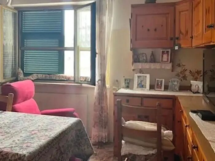 Appartamento quadrilocale in vendita in Via Alpicella, Varazze