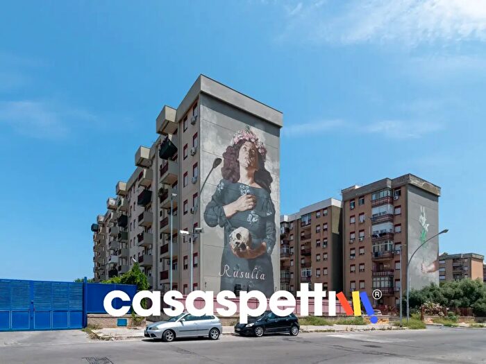 Appartamento quadrilocale in vendita in Via Vittorio Salmeri, Palermo