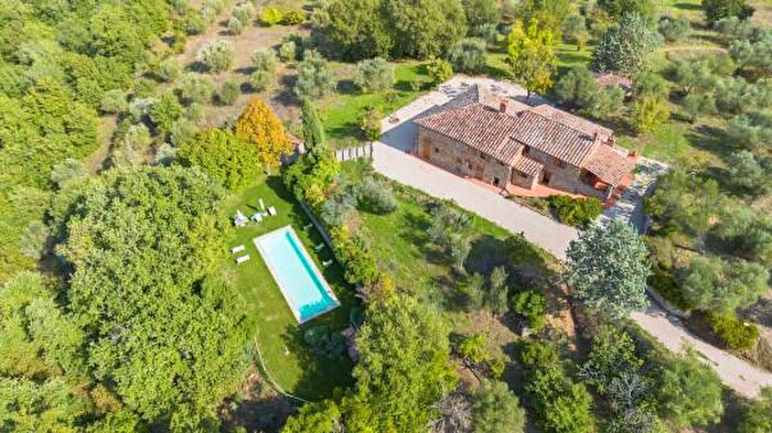 Casa con 6 locali in vendita in Località Pietreto, Paciano