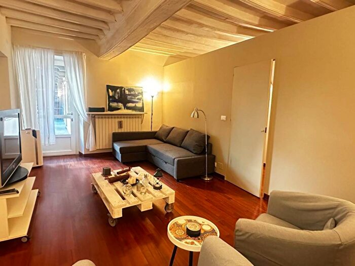 Appartamento bilocale in affitto in Via Santa Croce, Via della Rocca, Torino