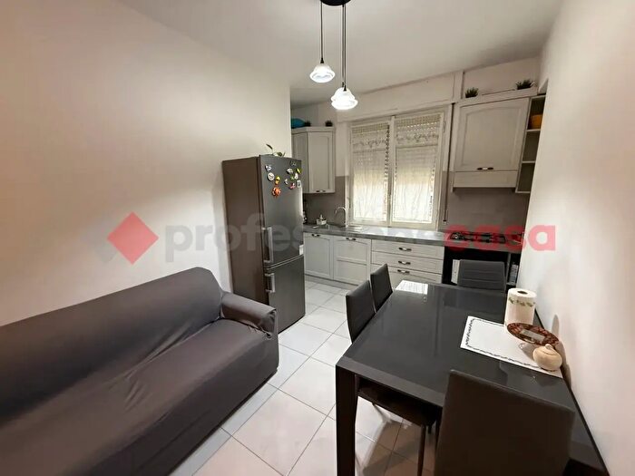 Appartamento bilocale in vendita in Viale Piemonte Snc, Cinisello Balsamo