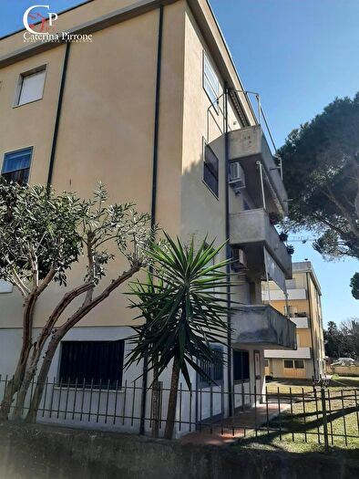 Appartamento quadrilocale in vendita in Via Giugno, Rosignano Marittimo