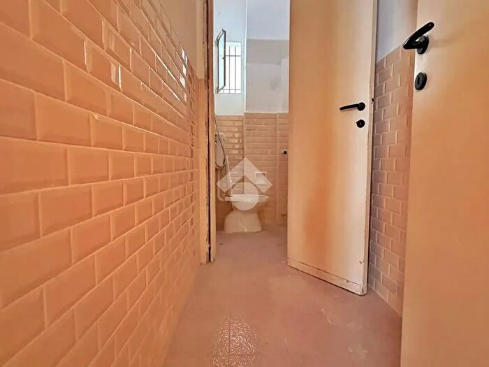 Appartamento con 6 locali in vendita in Piazzale Gian Battista Miliani, Fabriano