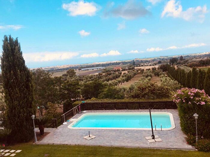 Casa quadrilocale in affitto in Via San Paolo, Centro, Cerveteri