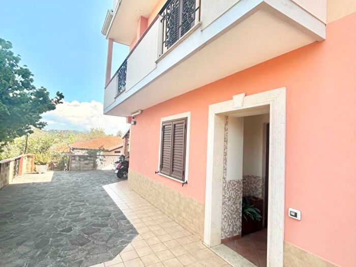 Appartamento quadrilocale in affitto in Via Bernardino Telesio, Marano Marchesato