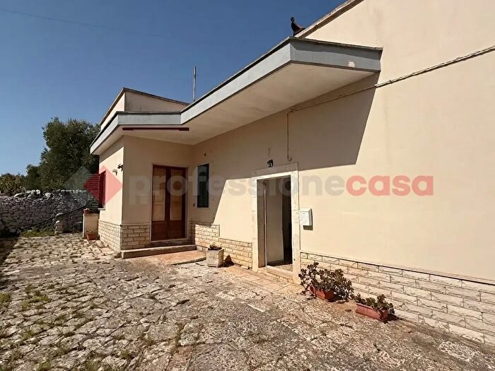 Casa quadrilocale in vendita in Contrada Santa Lucia, Monopoli