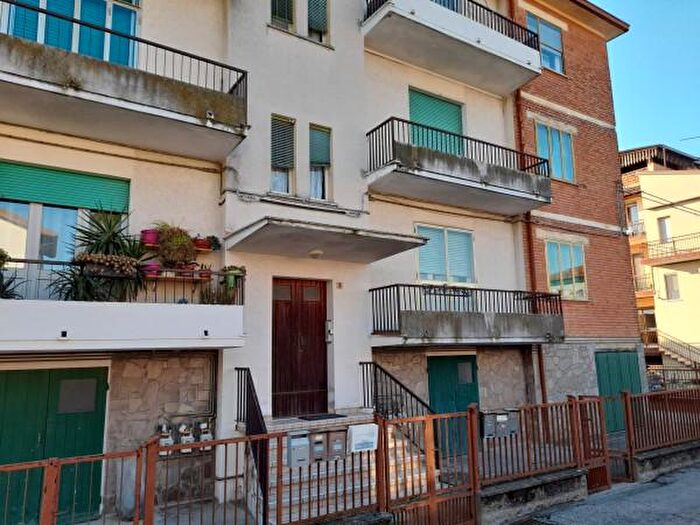 Appartamento con 6 locali in vendita in Via Don Artemio Cavallina, Copparo