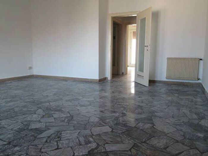 Appartamento con 5 locali in affitto in Via Vincenzo Gioberti, Piscine San Paolo, Vicenza