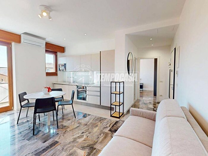 Appartamento bilocale in affitto in Pasteur, Milano