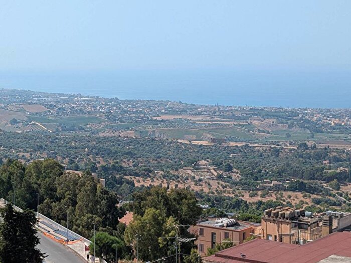Casa con 5 locali in affitto in Via Minerva, Via Imera V della Vittoria Via Dante A, Agrigento