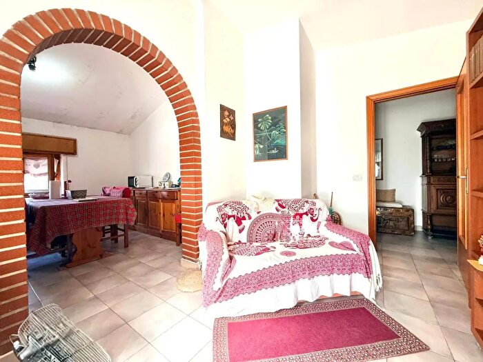 Appartamento trilocale in vendita in Via Giacomo Leopardi, Decimomannu