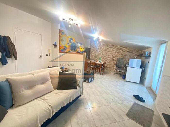 Casa bilocale in vendita in Via Spazzilli, Giugliano In Campania