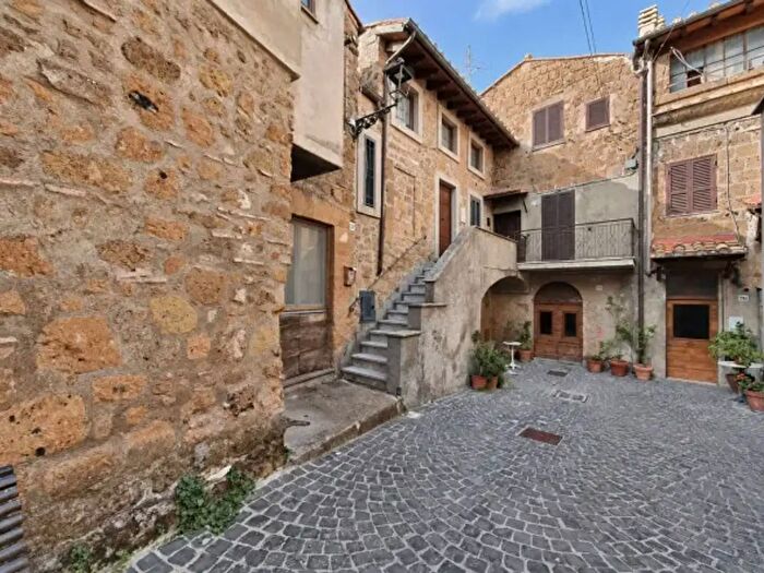 Casa trilocale in vendita in Barbarano Romano