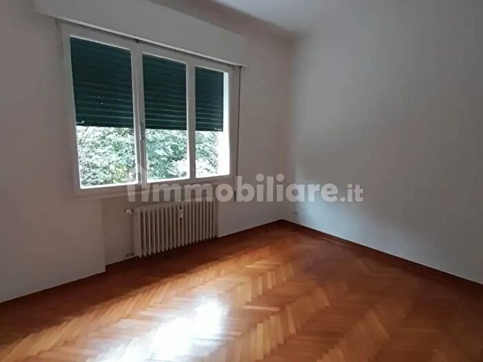 Appartamento trilocale in affitto in Via IV Novembre, Padova
