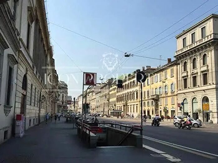 Appartamento con 5 locali in vendita in Corso Venezia, Milano