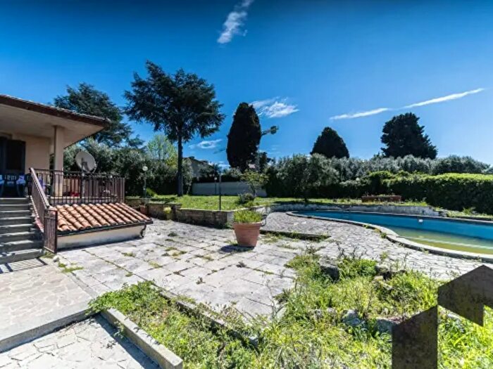 Casa con 6 locali in vendita in Via di Salè, Frascati