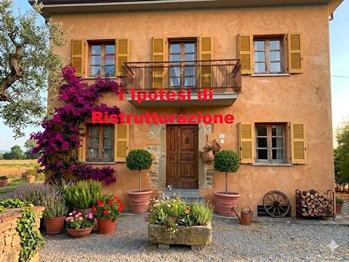 Casa con 8 locali in vendita in Via Parma, Montechiarugolo