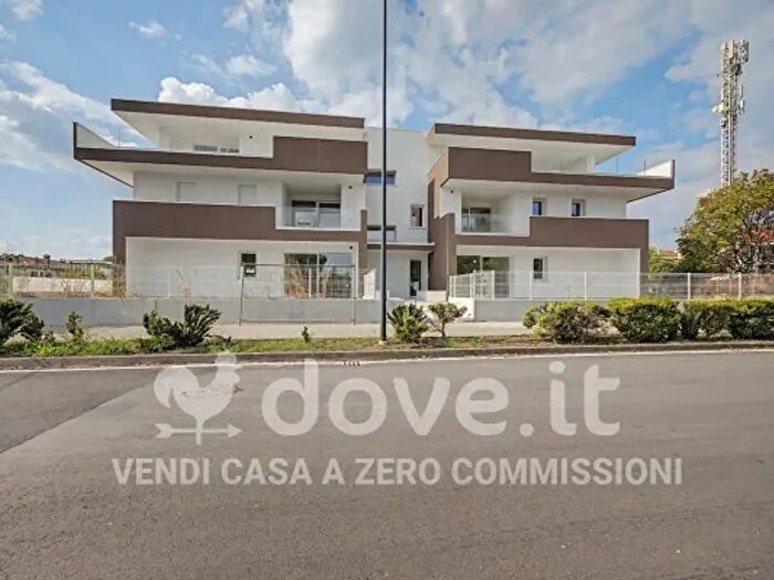 Appartamento trilocale in vendita in Via Reggimento Artiglieria, Treviso