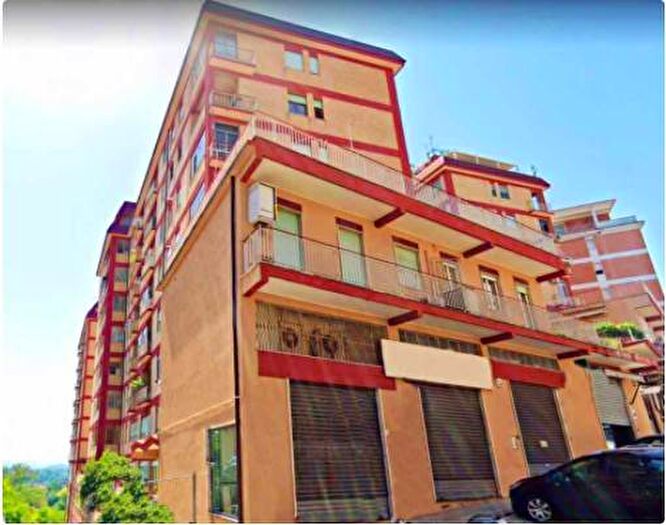 Casa con 6 locali in affitto in Via Bringhindi, Centro, Frosinone