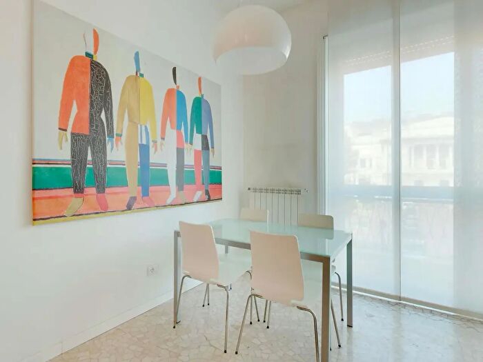 Appartamento monolocale in affitto in Via Giovanni Battista Pergolesi, Milano