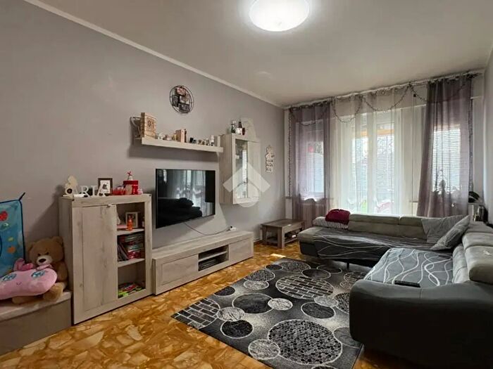 Appartamento trilocale in affitto in Via Cima, Verzuolo