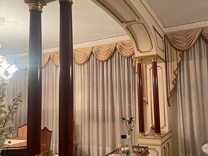 Casa con 10 locali in vendita in Via Michele Amari, Trapani