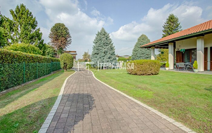 Case in Vendita e in Affitto - 3